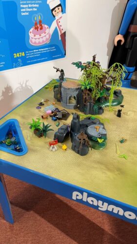PLAYMOBIL Spieltisch
