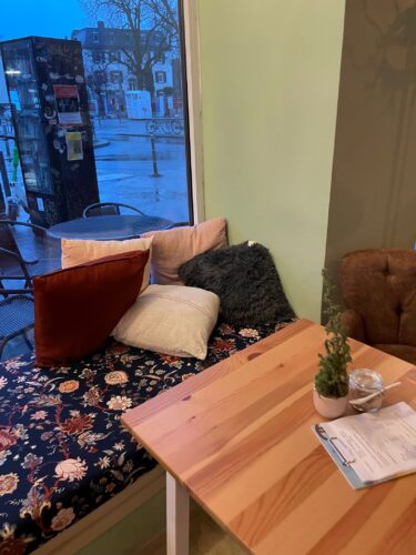 Sitzecke im Café Wolke Frankfurt